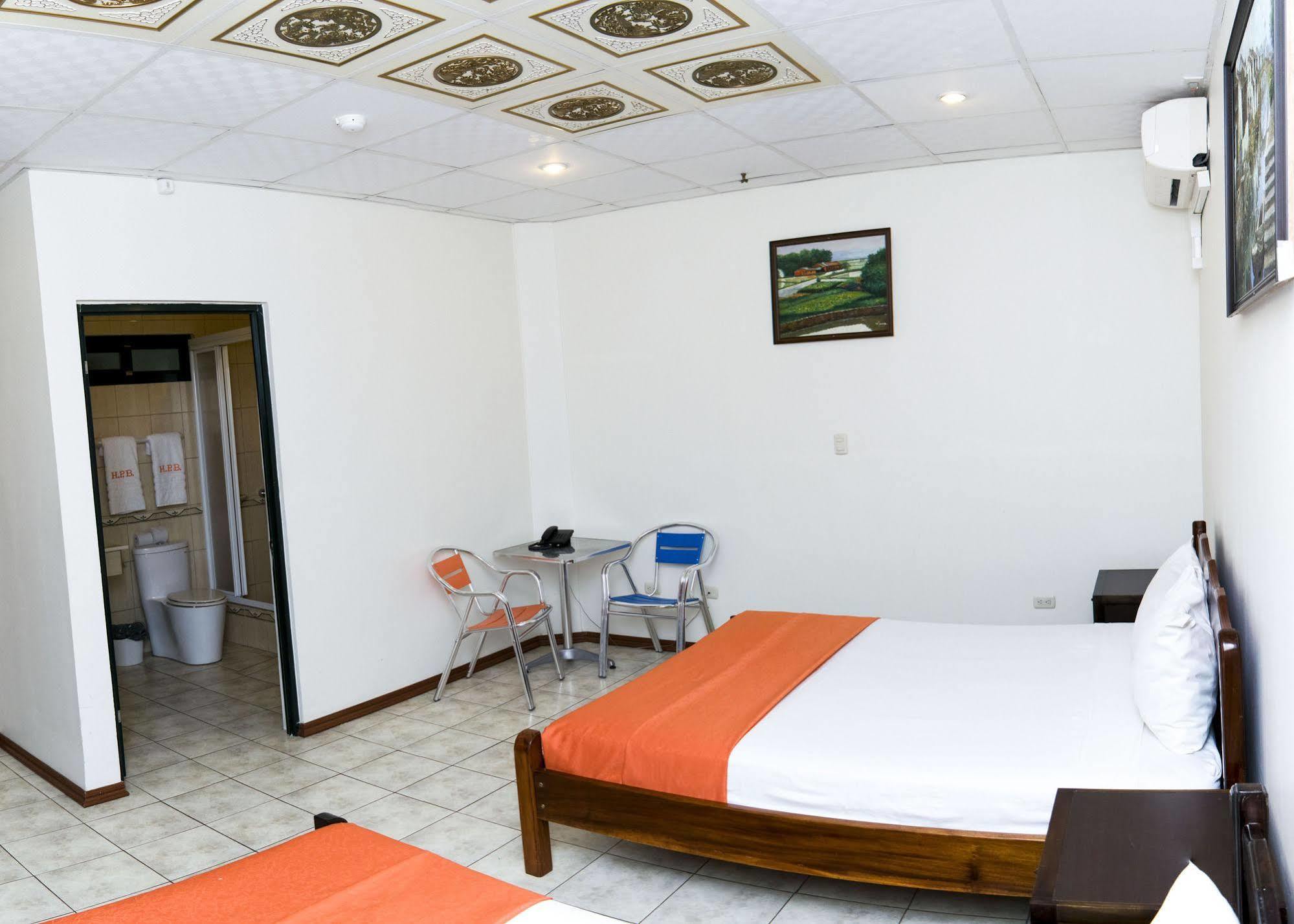 Hotel Puntarenas Beach Exterior photo